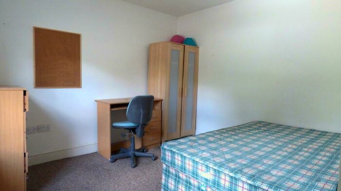 6 Bedroom House To Rent In Magdalen RoadOxford, OX4