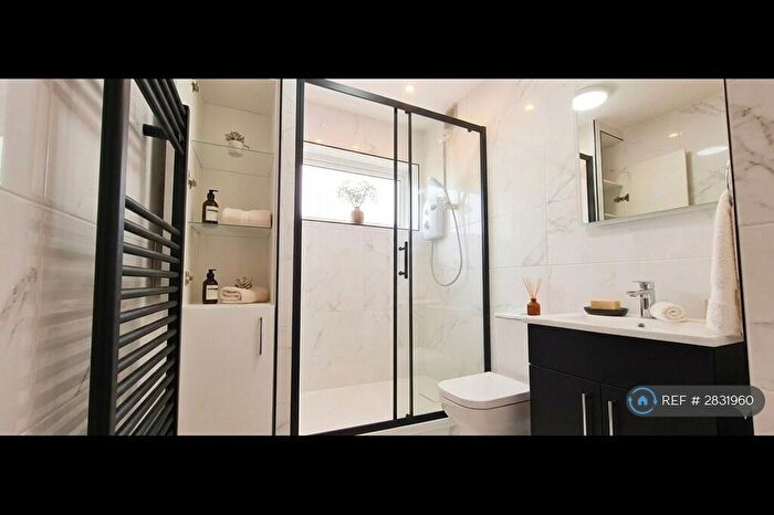 3 Bedroom Flat To Rent In Balmartin Road, Glasgow, G23