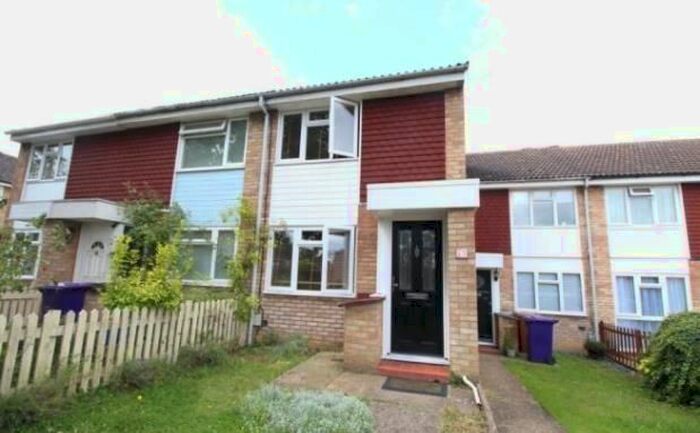 2 Bedroom Property To Rent In Keats Way, Hitchin SG4
