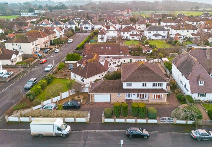 3 Bedroom Detached House To Rent In Elmsleigh Road, BS23