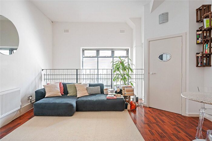 1 Bedroom Flat To Rent In Westbourne Road, London, N7
