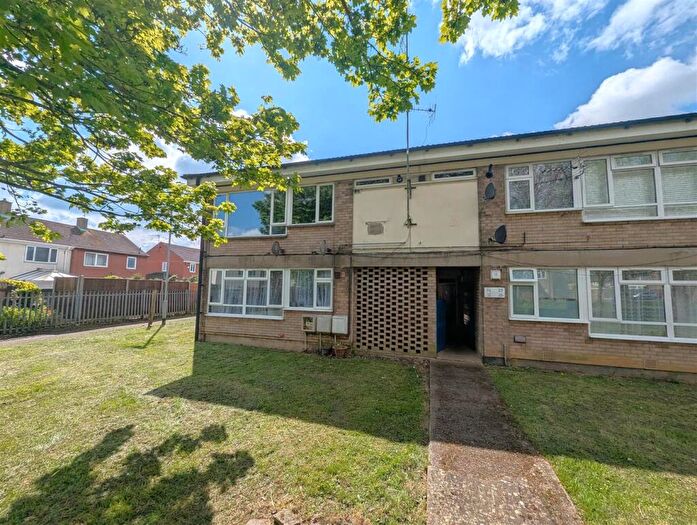 2 Bedroom Apartment For Sale In Thurso Walk, Corby, NN17