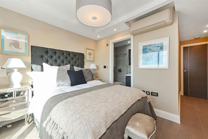 3 Bedroom Duplex To Rent In Cresta House, Finchley Road, NW3