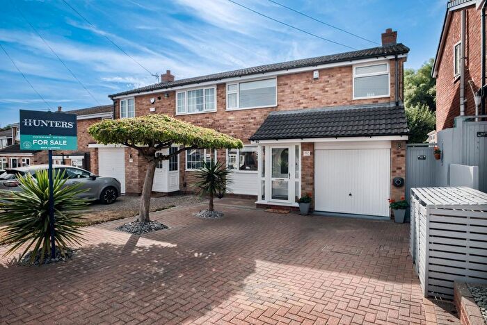 3 Bedroom Semi-Detached House For Sale In Langley Hall Road, Solihull, B92