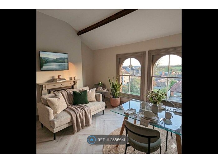 2 Bedroom Flat To Rent In Iffley Road, Oxford, OX4