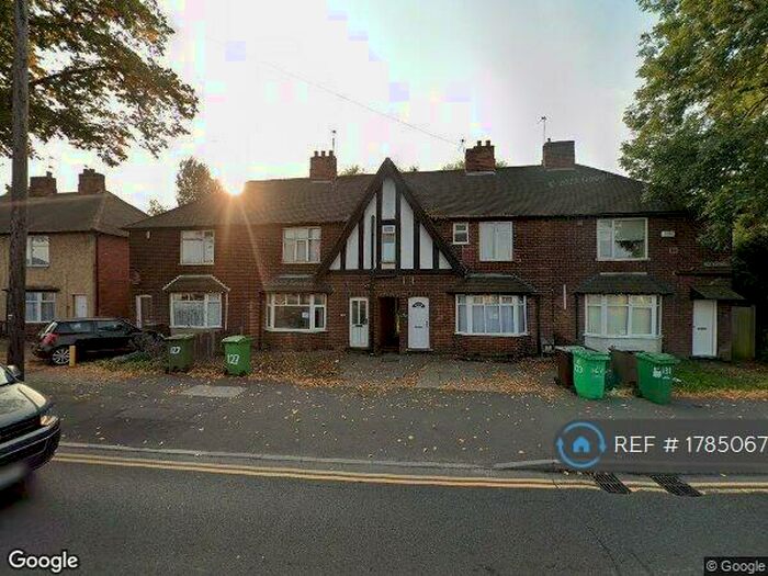 3 Bedroom Terraced House To Rent In Beeston Road, Nottingham, NG7