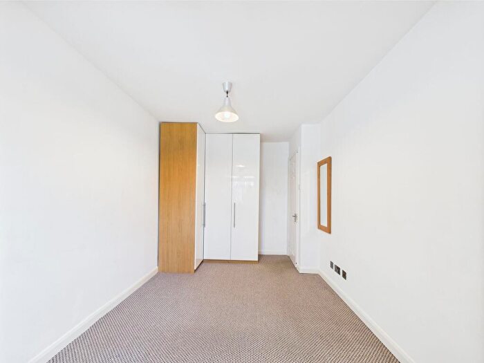 2 Bedroom End Of Terrace House For Sale In Baristow Close, Chester, CH2
