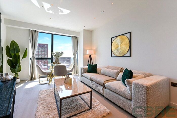 1 Bedroom Flat To Rent In River Park Tower, Nine Elms Lane, SW8