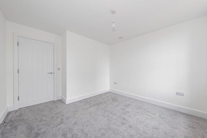 1 Bedroom Flat To Rent In Prudence Place, Luton, Bedfordshire, LU2