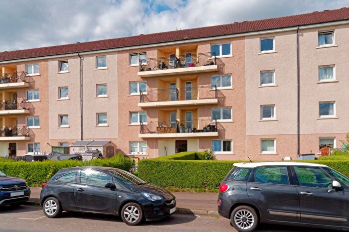 2 Bedroom Flat For Sale In Flat / Heathcot Avenue, Drumchapel, Glasgow, G15