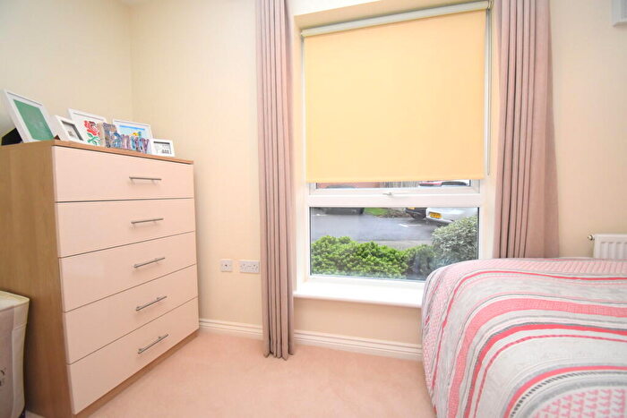 2 Bedroom Apartment For Sale In Venus Avenue, Biggleswade, SG18