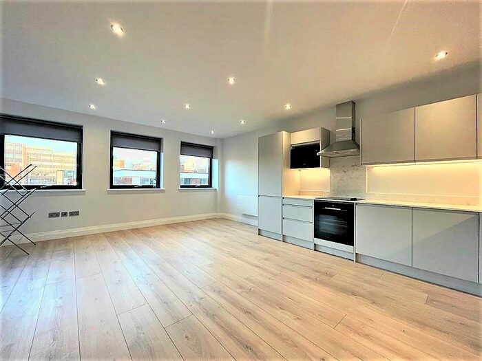 1 Bedroom Flat To Rent In Kings Oak House, Junction Road, Harrow, HA1