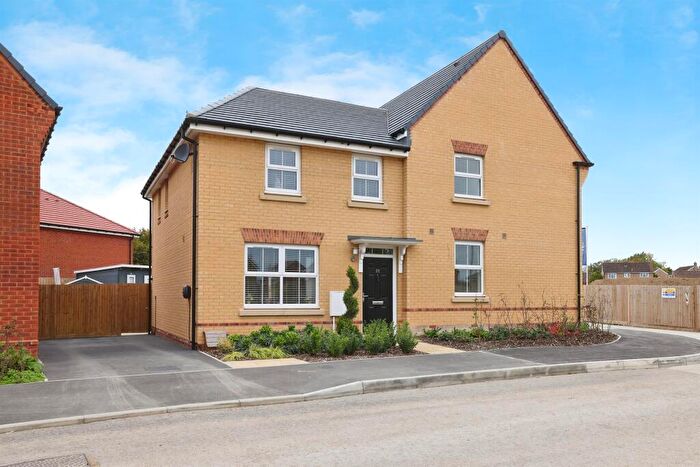 3 Bedroom Semi-Detached House For Sale In Foxglove Crescent, Shaftesbury, SP7