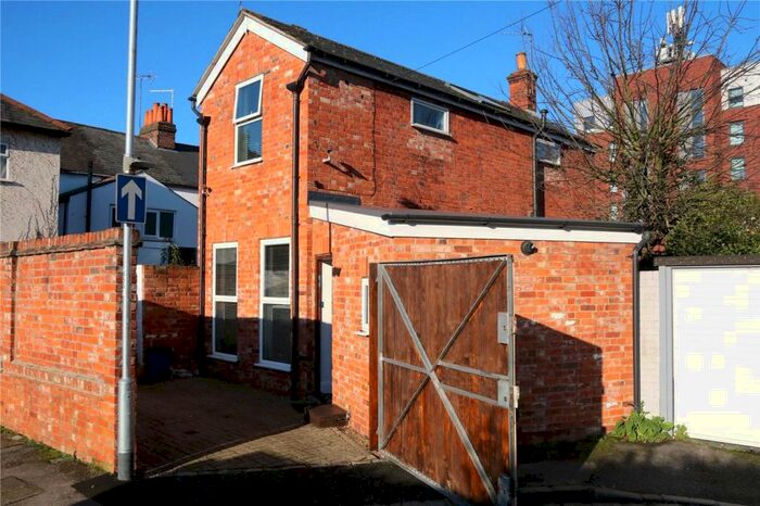 2 Bedroom Detached House To Rent In Eldon Terrace, Reading, Berkshire, RG1