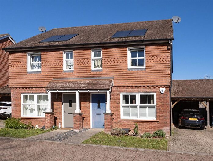 2 Bedroom Semi Detached House For Sale In Probyn Close, Kimpton, SG4