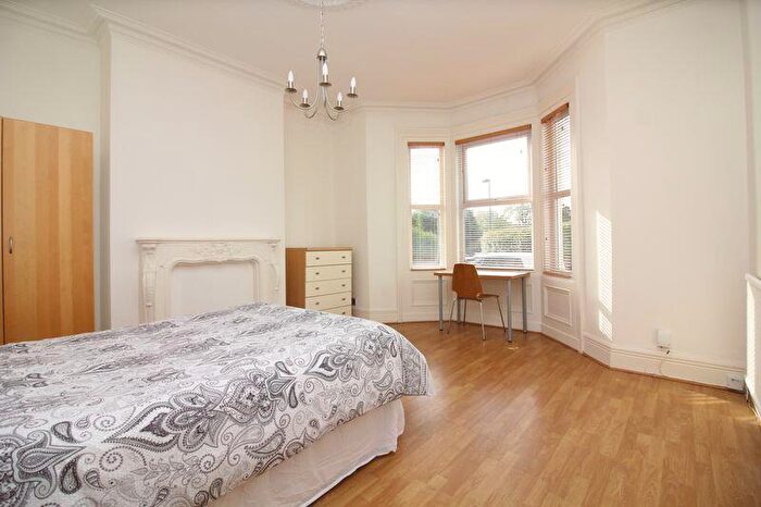 2 Bedroom Flat To Rent In Two Bed Student Flat, Cavendish Road, Jesmond, NE2