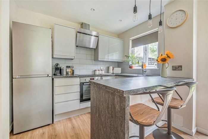 1 Bedroom End Of Terrace House For Sale In Petersfield, Hampshire, GU32