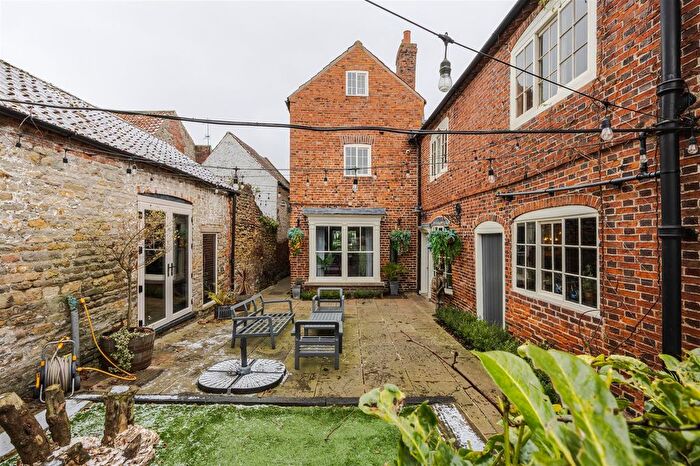 5 Bedroom Property For Sale In High Street, Kirton Lindsey, DN21