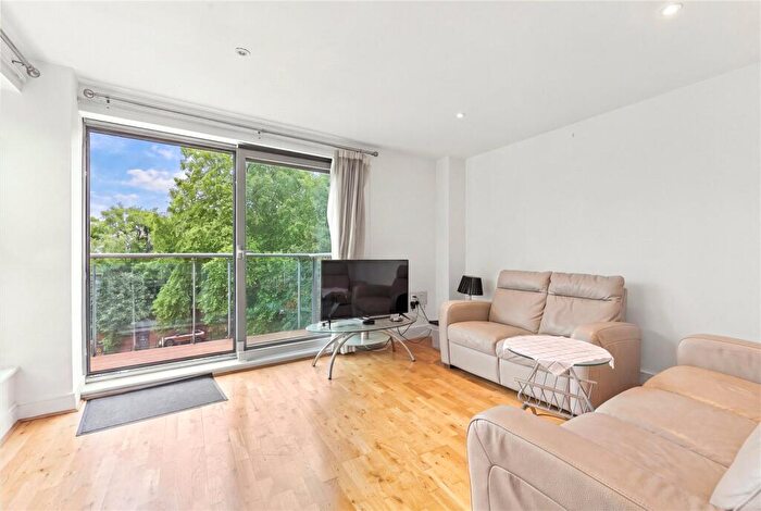 2 Bedroom Apartment For Sale In Mission Point, Paradise Street, London, SE16