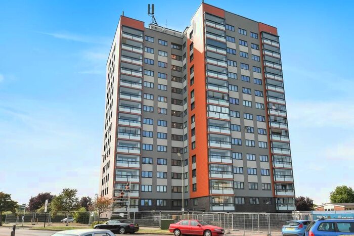 2 Bedroom Flat To Rent In Plowman Tower, Headington, OX3