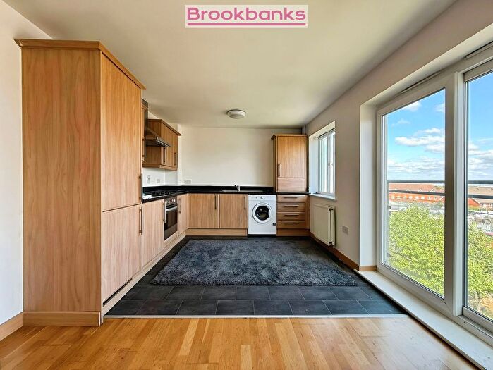 2 Bedroom Flat To Rent In Salisbury Road, Dartford, DA2