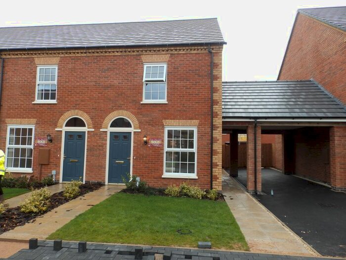 2 Bedroom Town House To Rent In North Esk Way, Eb, LE19
