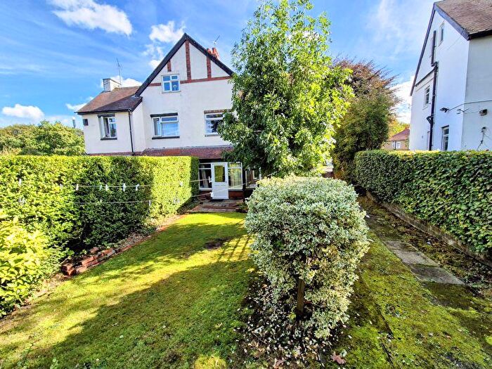 4 Bedroom Terraced House For Sale In St. Anns Lane, Leeds, LS4