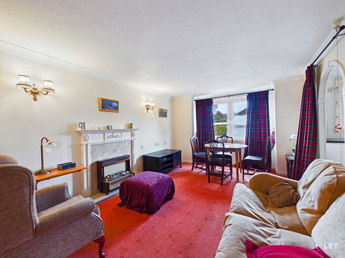 1 Bedroom Flat To Rent In Queens Court, Blackhall, Edinburgh, EH4