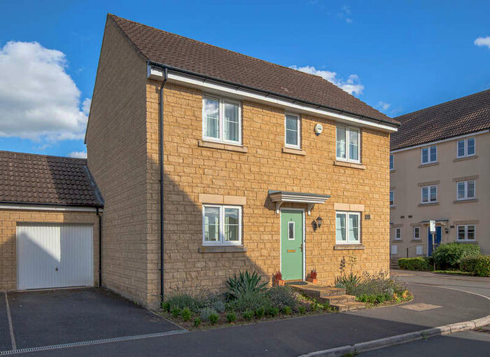 3 Bedroom Detached House To Rent In Poole Road, Malmesbury, SN16