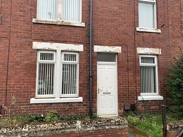 2 Bedroom Flat To Rent In Victoria Terrace, Bedlington, NE22