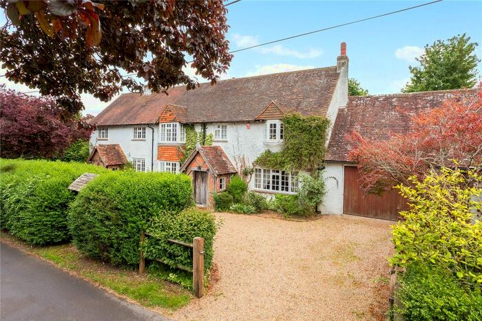 5 Bedroom Detached House For Sale In Well Road, Crondall, Farnham, GU10
