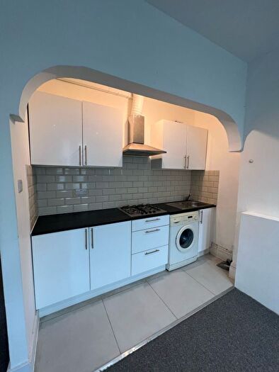 1 Bedroom Flat To Rent In Ilford, IG1