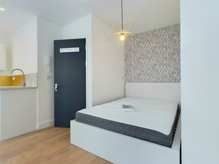 Apartment To Rent In Castle Street, Brighton, BN1