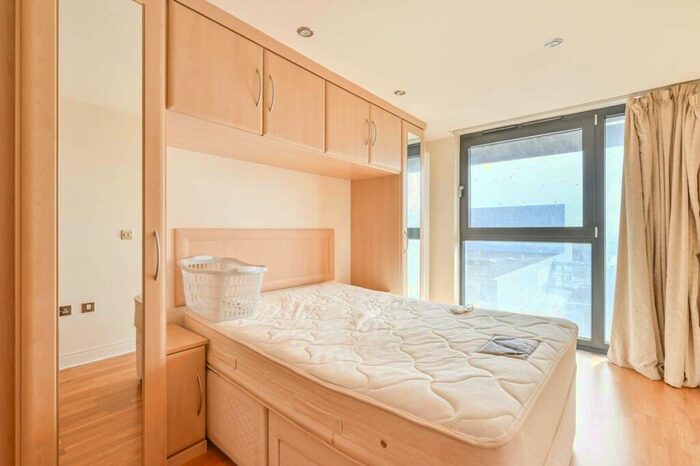 1 Bedroom Flat To Rent In Kingsway, North Finchley, London, N12