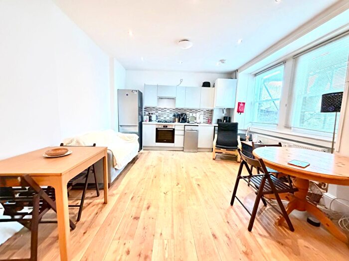 2 Bedroom Flat To Rent In Ospringe Road, London, NW5