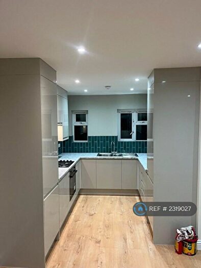 3 Bedroom Semi-Detached House To Rent In Hardie Road, Dagenham, RM10