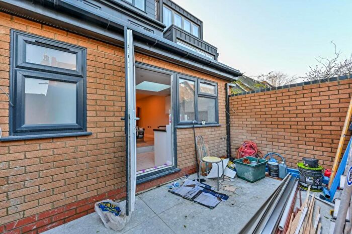 6 Bedroom House To Rent In Bride Street, Barnsbury, London, N7