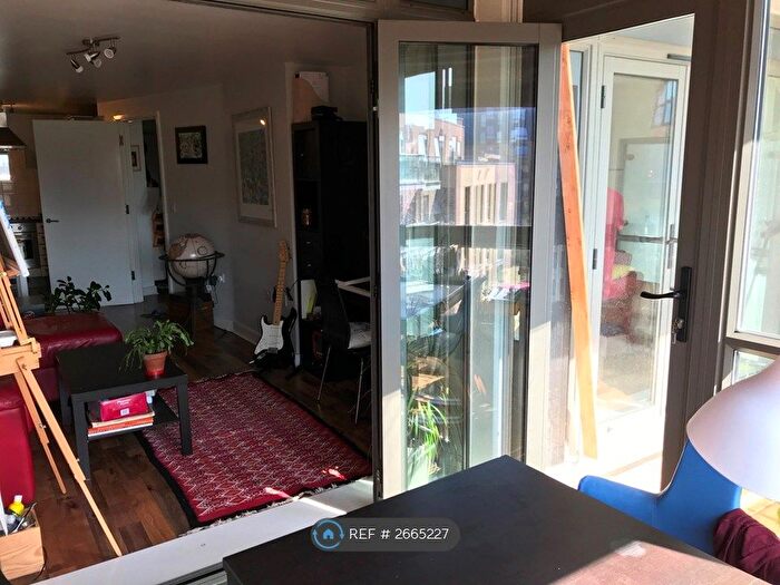 1 Bedroom Flat To Rent In Downham Road, London, N1