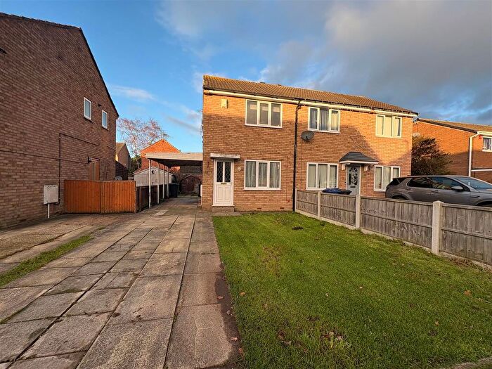 2 Bedroom Semi-Detached House To Rent In Ryedale Way, Brayton, Selby, YO8