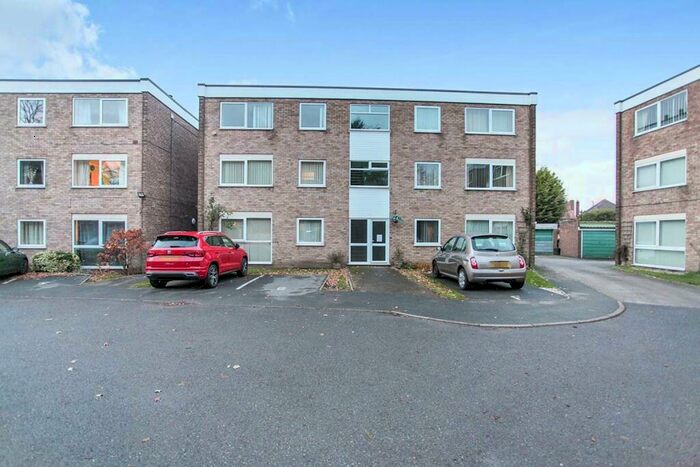 2 Bedroom Flat To Rent In Beaconsfield Court Leicester Road, Nuneaton, Warwickshire, CV11