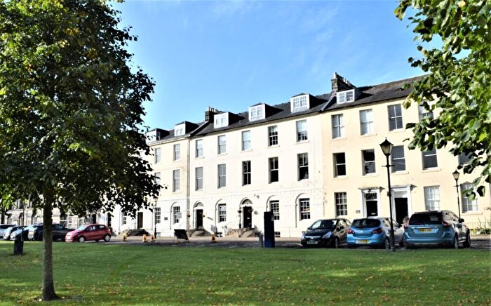 3 Bedroom Apartment To Rent In Rose Terrace, Perth, Perthshire, PH1