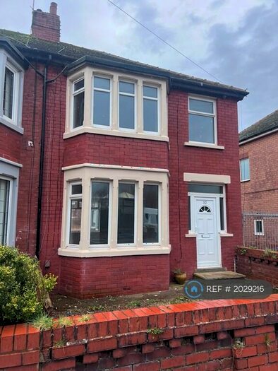 3 Bedroom End Of Terrace House To Rent In Stretton Avenue, Blackpool, FY4