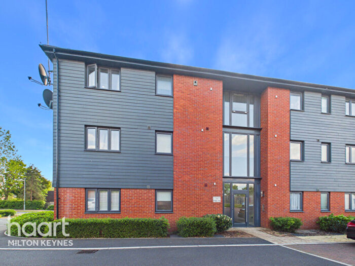 2 Bedroom Apartment For Sale In Suffolk Punch Close, Milton Keynes, MK13