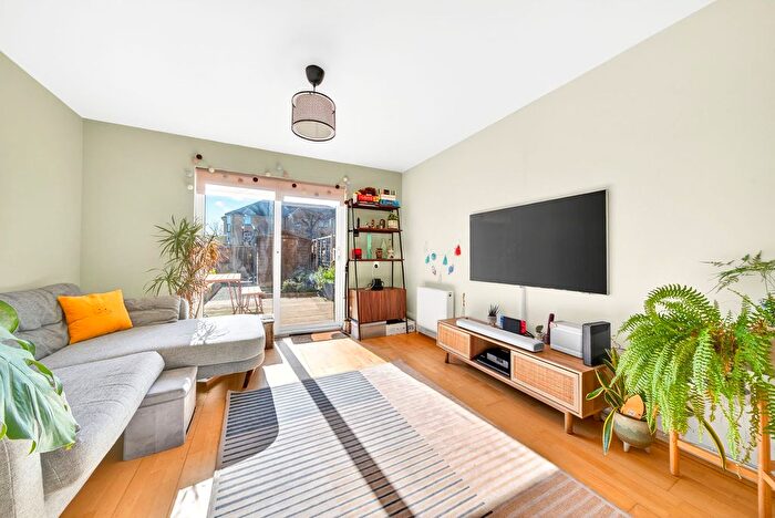 2 Bedroom Property For Sale In Swaffield Road, London, SW18