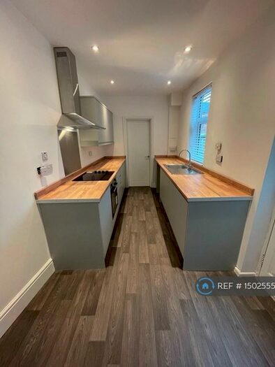 3 Bedroom Terraced House To Rent In High Street, Silverdale, Newcastle, ST5