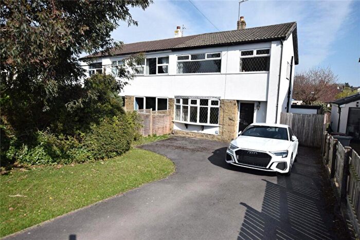 3 Bedroom Semi-Detached House To Rent In West Park Road, Leeds, West Yorkshire, LS8