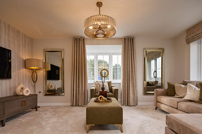 3 Bedroom Detached House For Sale In Show Wawne Road, Hull, HU7