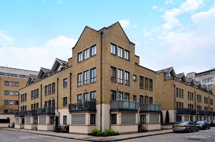 2 Bedroom Flat For Sale In Brightlingsea Place, , Canary Wharf, London, E14
