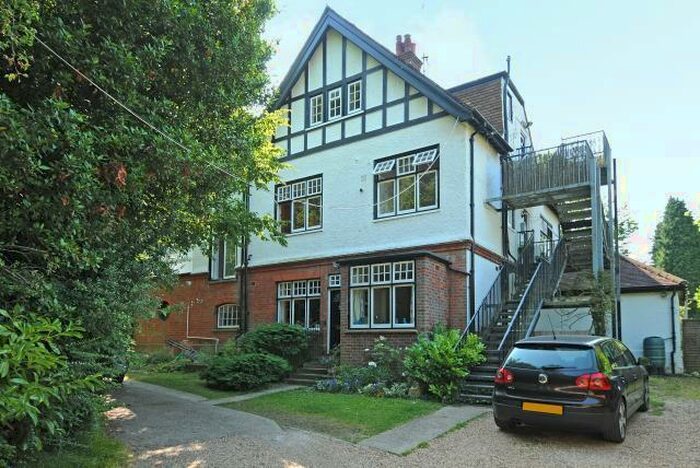 1 Bedroom Apartment To Rent In Amersham Road, Amersham, HP6