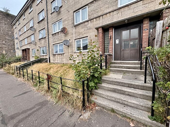 2 Bedroom Flat To Rent In Dundee, Angus, DD4